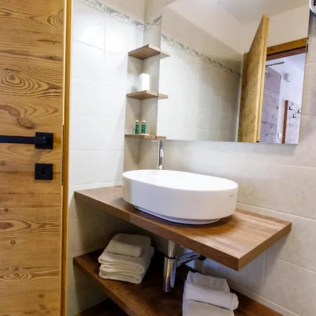 Montebel Aparthotel 3*