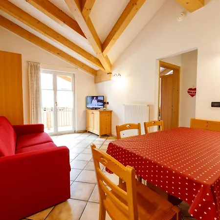 Aparthotel Montebel 3*
