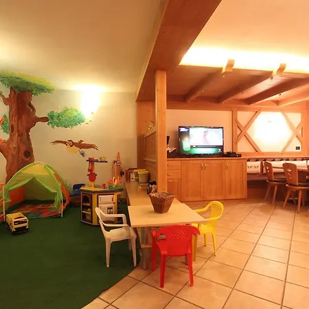 Montebel Aparthotel